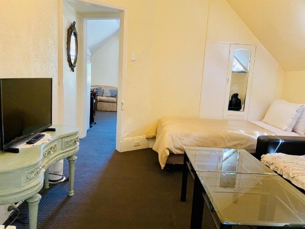 The Mews Motel image 12