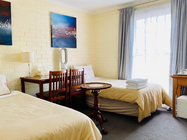 The Mews Motel image 8